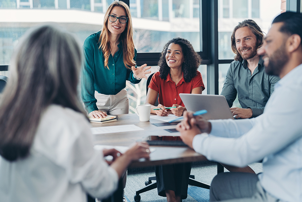 HR marketing professionals developing an employer branding strategy
