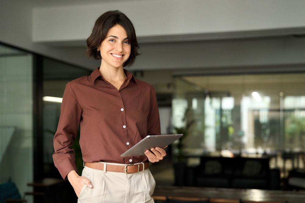 Experienced professional working on an employee advocacy program
